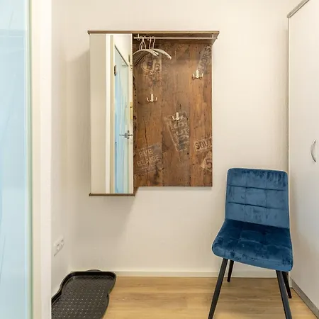 Haus Nautic, 410 *